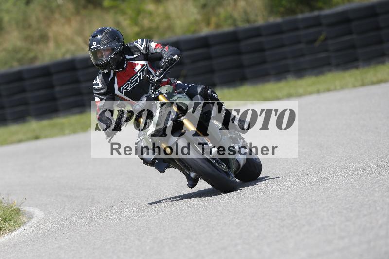 /27 12.06.2025 Ducati Schweiz Trackday Warmup  ADR/gruen-vert/28
